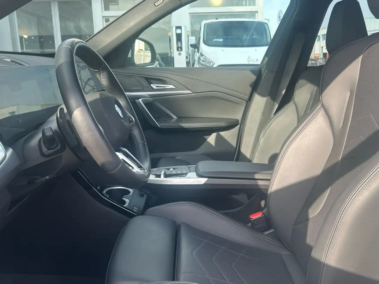 BMW X1 sDrive 20dA — Galerie du véhicule 11