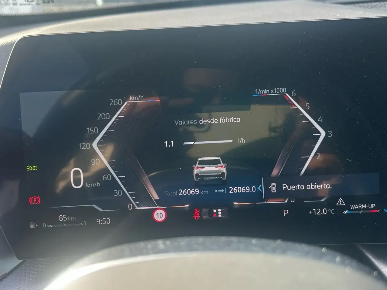 BMW X1 sDrive 20dA — Galerie du véhicule 9