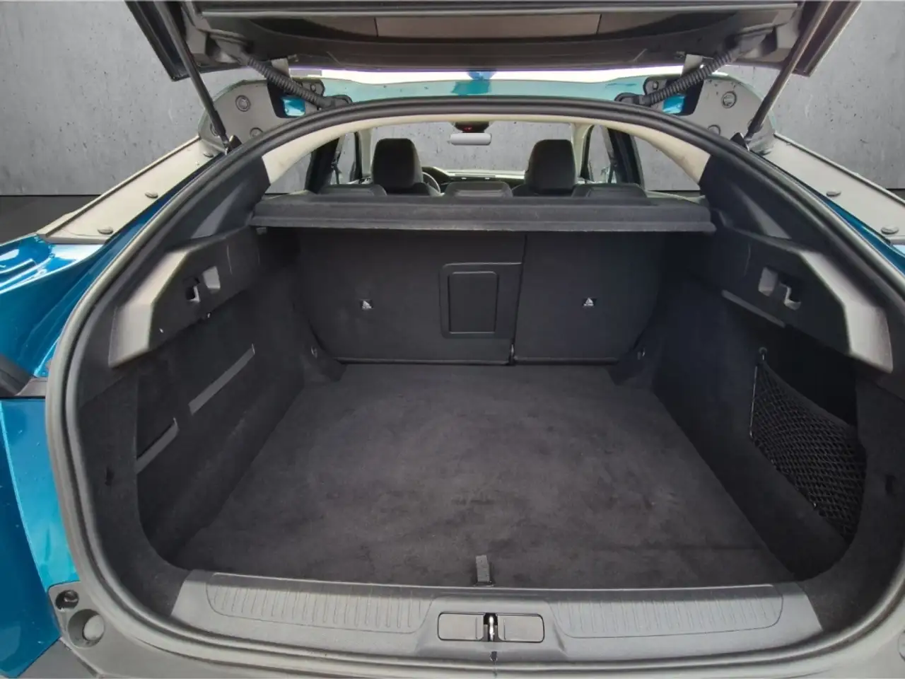Peugeot 408 Allure PT130 EAT8 AHK-abnehmbar Kamera LED ACC Car — معرض صور السيارة 7
