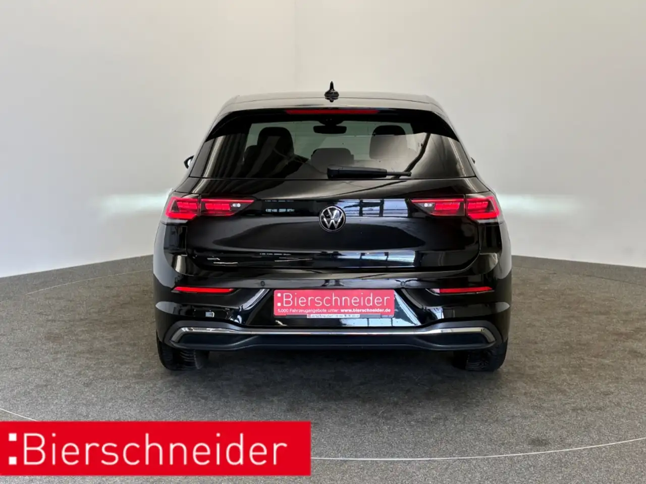 Volkswagen Golf 1.5 eTSI DSG GOAL IQ-LIGHT DIGITAL COCKPIT KAMERA — معرض صور السيارة 6