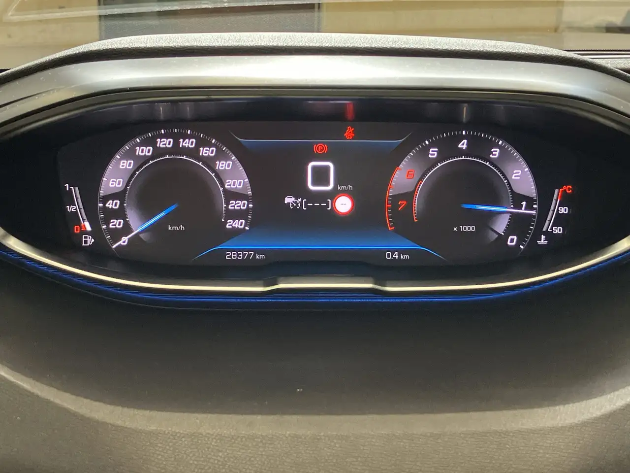 Peugeot 3008 1.2 PureTech 130 Allure Pack ACC+LED+Navi — Galería del vehículo 10