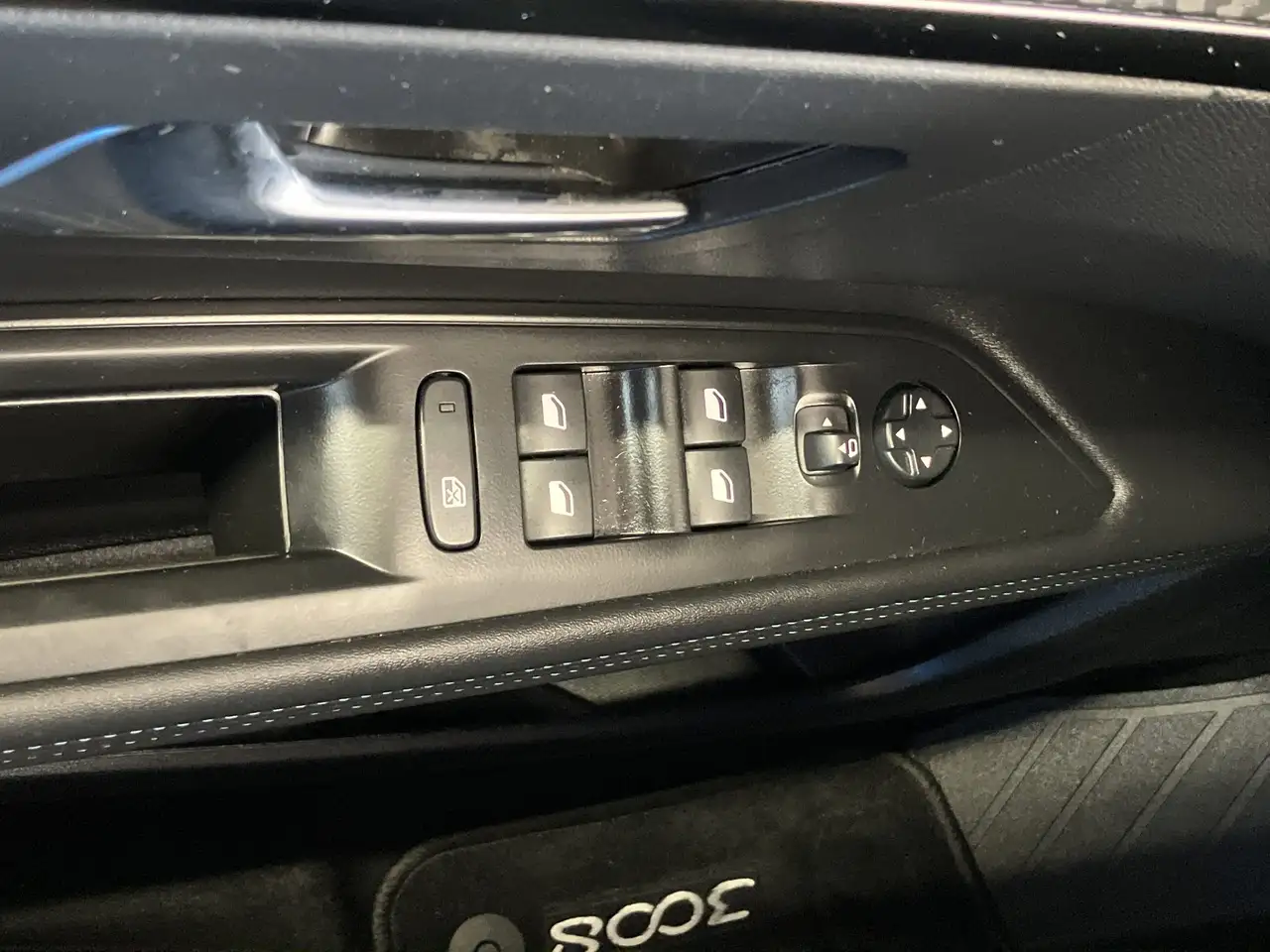 Peugeot 3008 1.2 PureTech 130 Allure Pack ACC+LED+Navi — Galería del vehículo 14