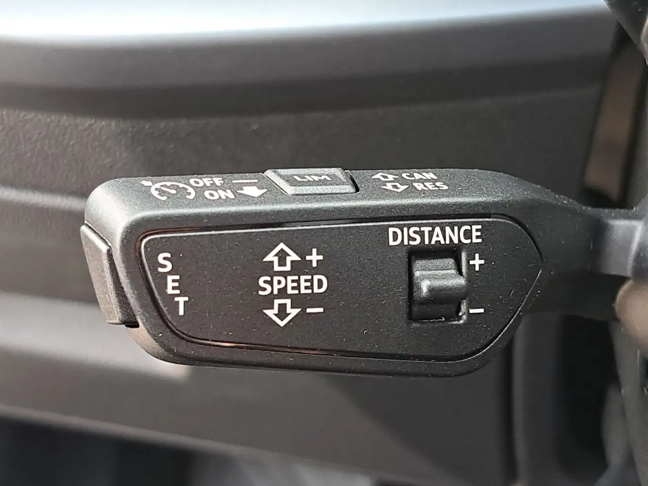 Audi A3 Lim. advanced 35 TFSI S tronic NAV KAM 17" PDC SH — معرض صور السيارة 21