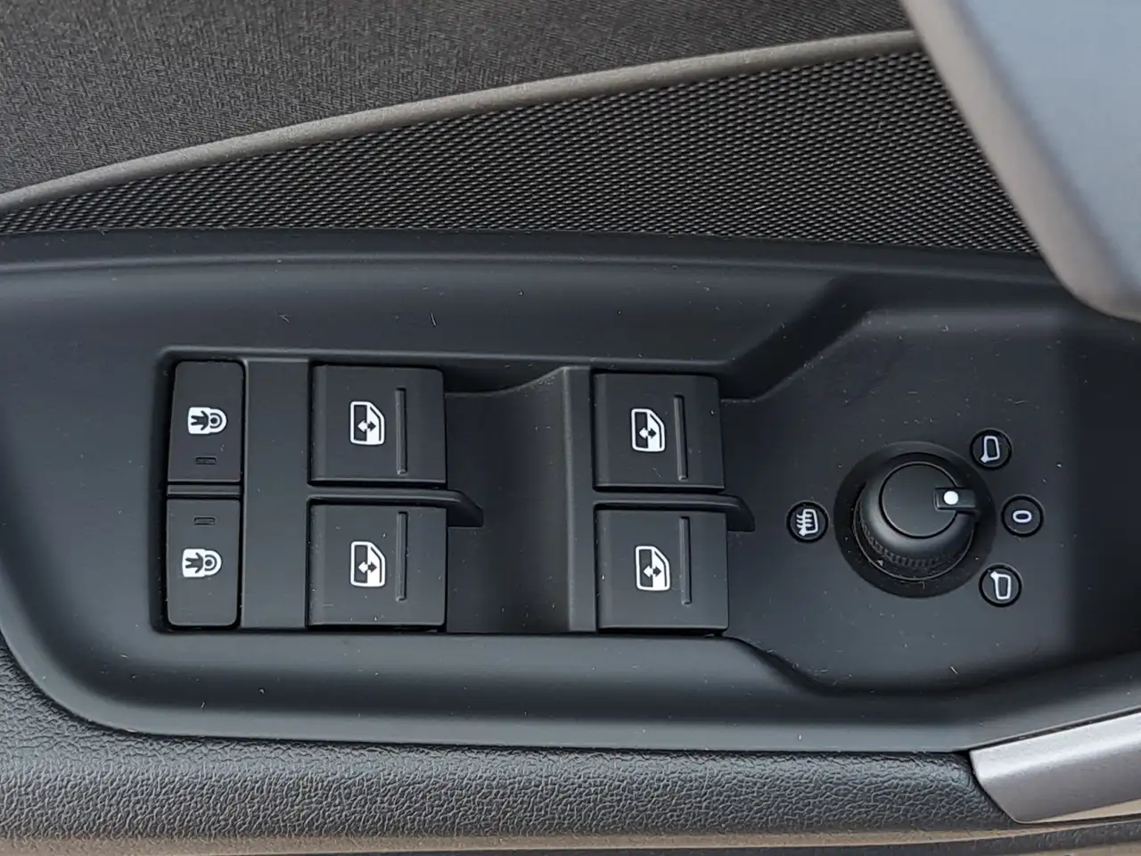 Audi A3 Lim. advanced 35 TFSI S tronic NAV KAM 17" PDC SH — معرض صور السيارة 14