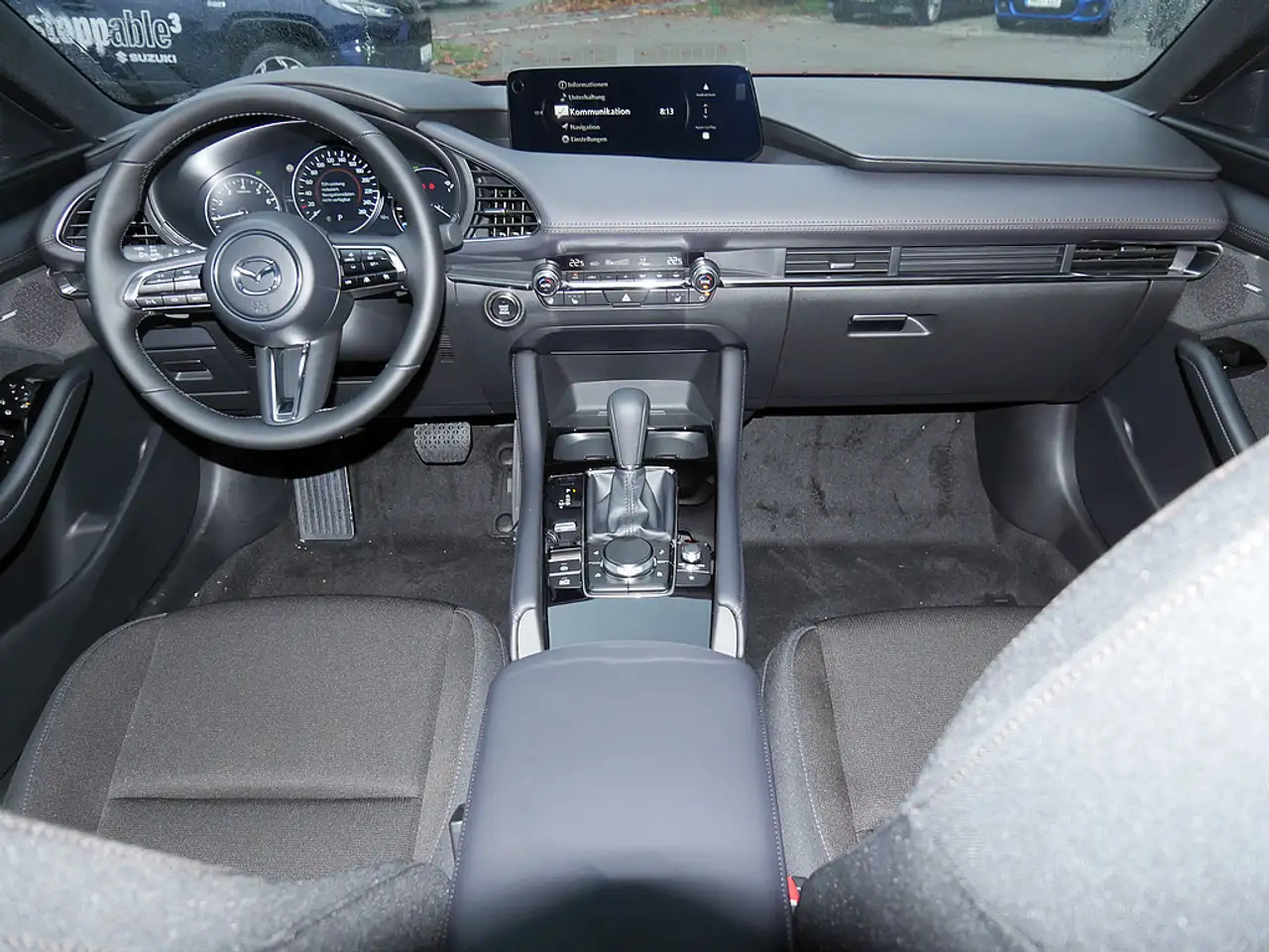 Mazda 3 e-SKYACTIV G 140 FWD Exclusive-Line 360° — Vehicle gallery 22