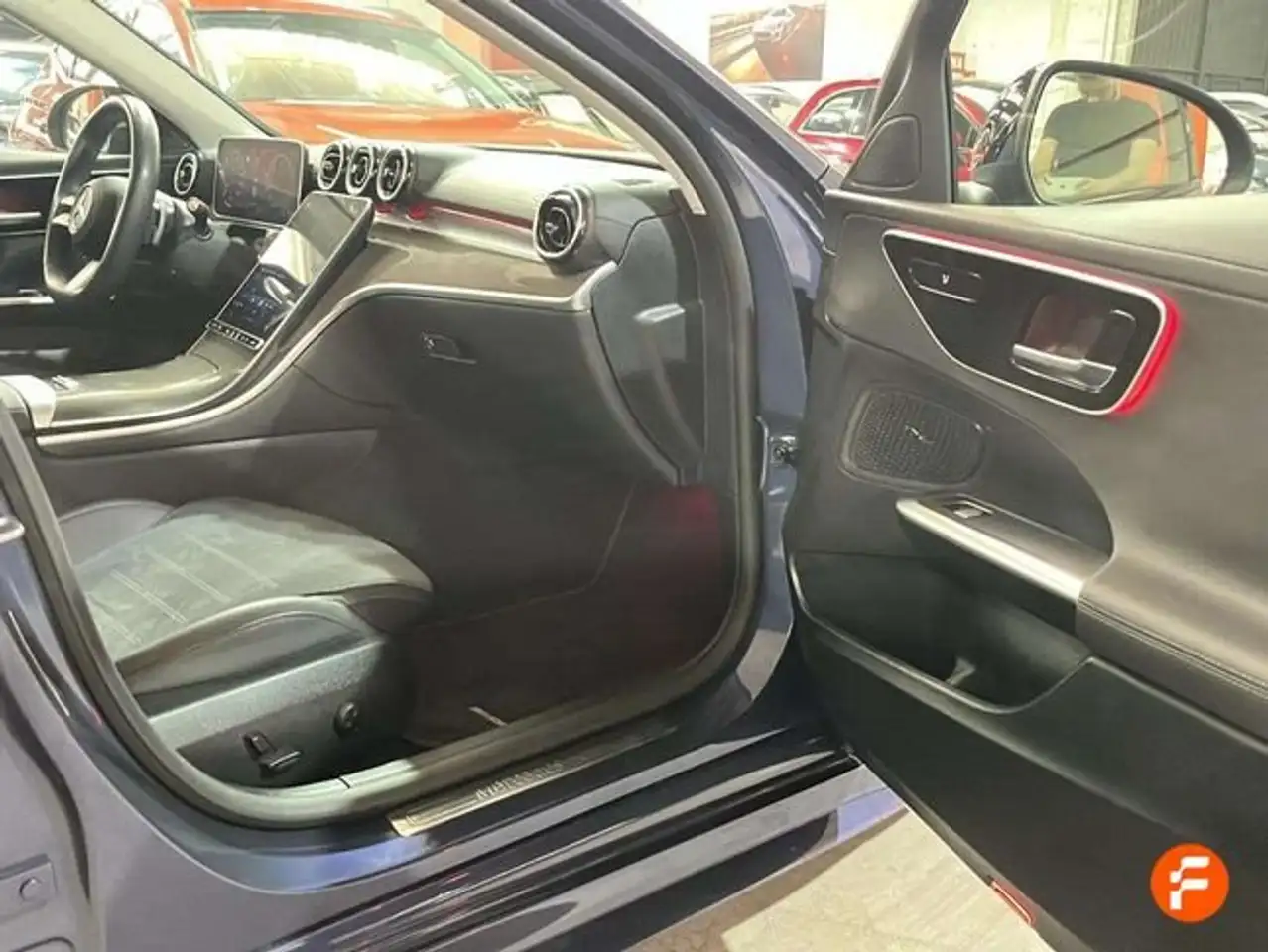 Mercedes-Benz C 200 — Galería del vehículo 14