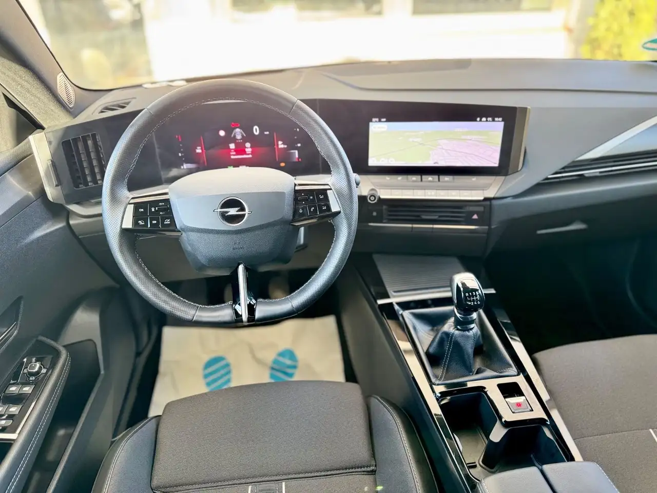 Opel Astra L Lim. GS-Line *360K*LED*Navi*Shz.* — Vehicle gallery 9