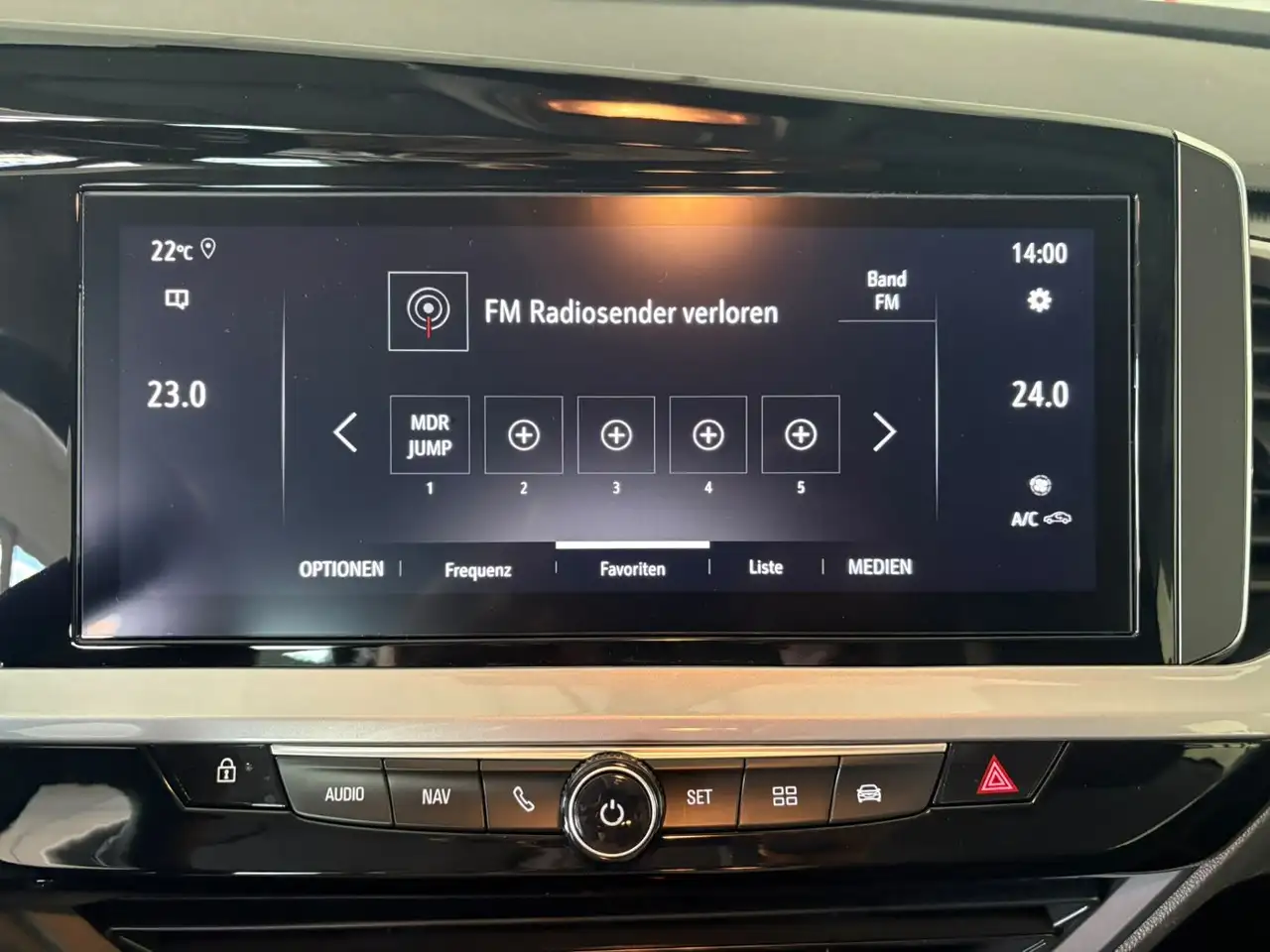Opel Grandland 1.2 Turbo GS Line AHK+LED+SHZ+2xKlima — Galerie du véhicule 12