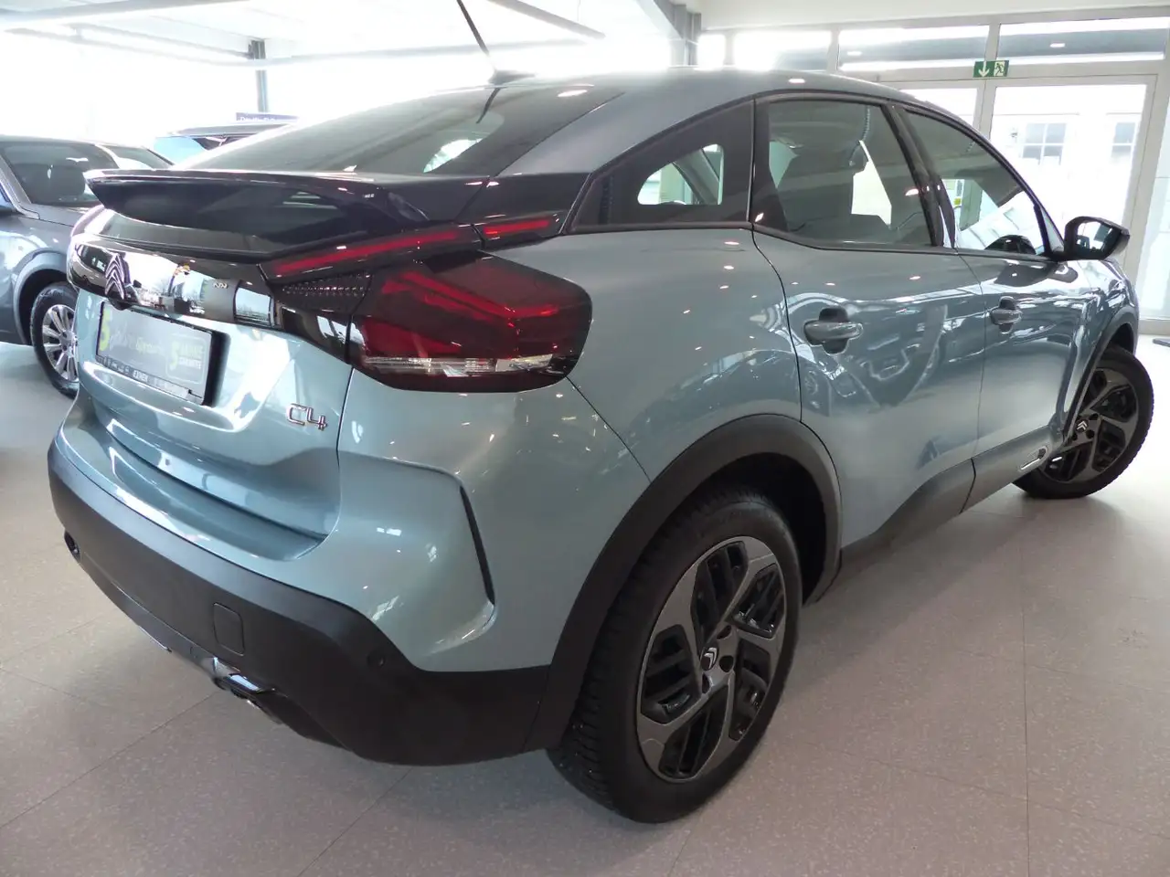 Citroen C4 1.2 PURE TECH LED+2xKlima+Kam.+KlimaA+LM+PDC — Vehicle gallery 3