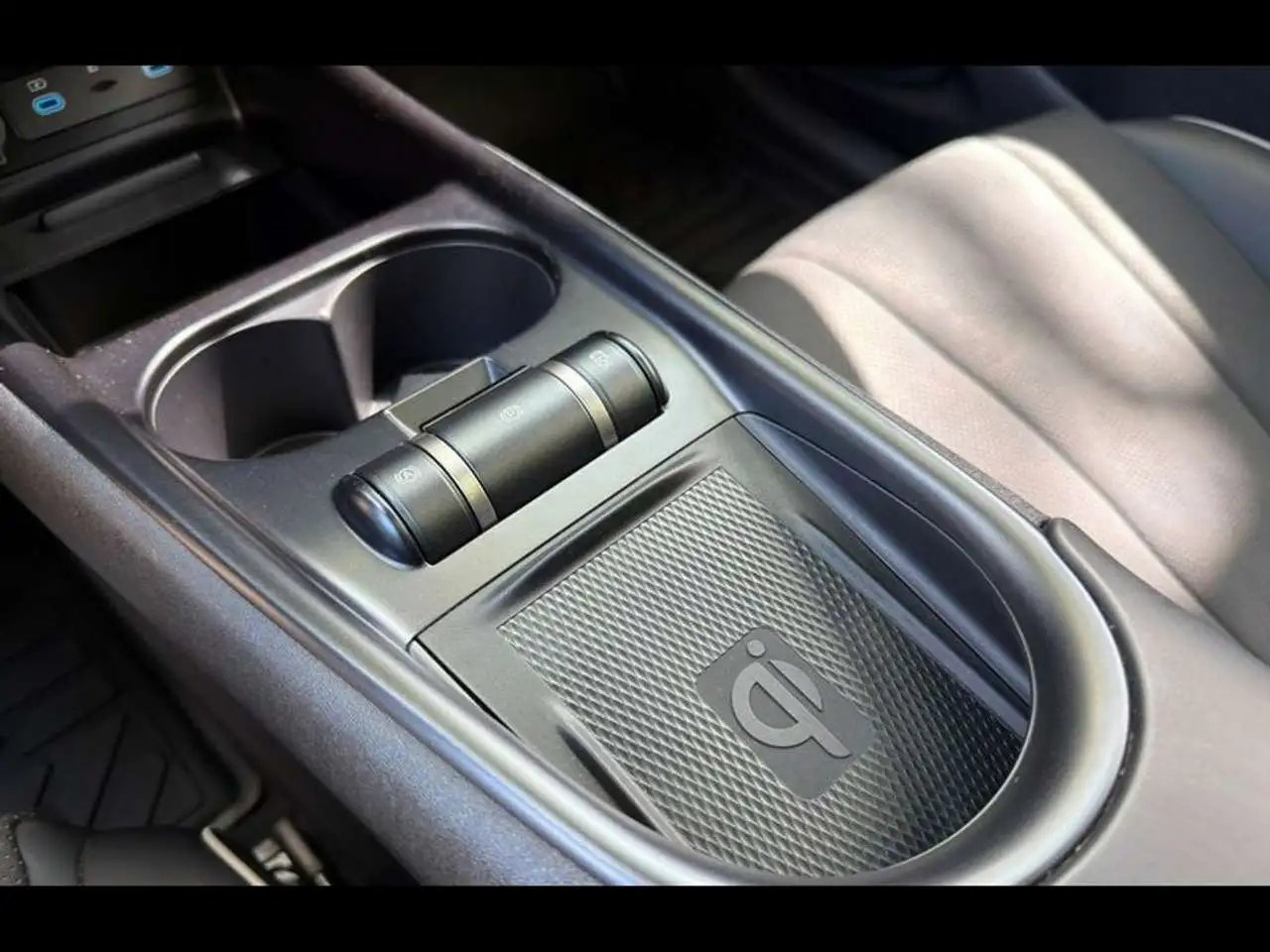 BYD Dolphin Design — Vehicle gallery 15