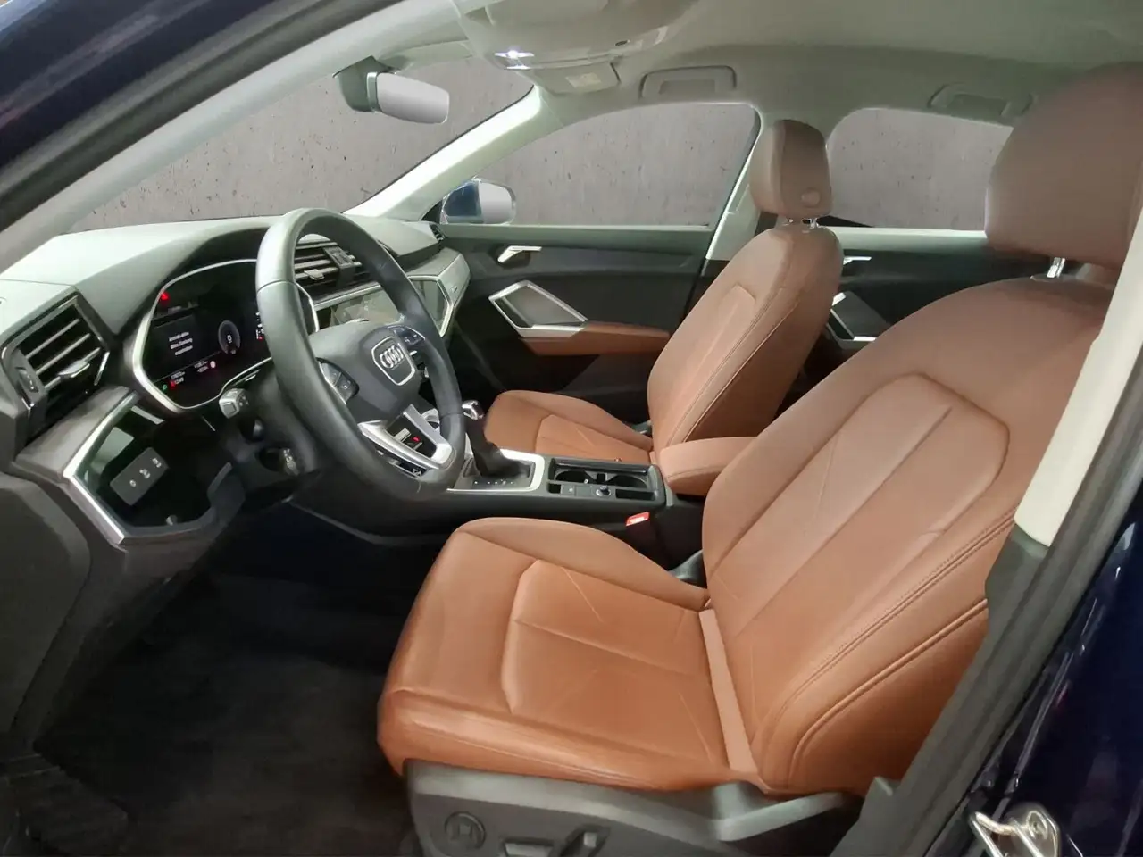 Audi Q3 S line 40 TFSI quattro 140(190) kW( — Galería del vehículo 10