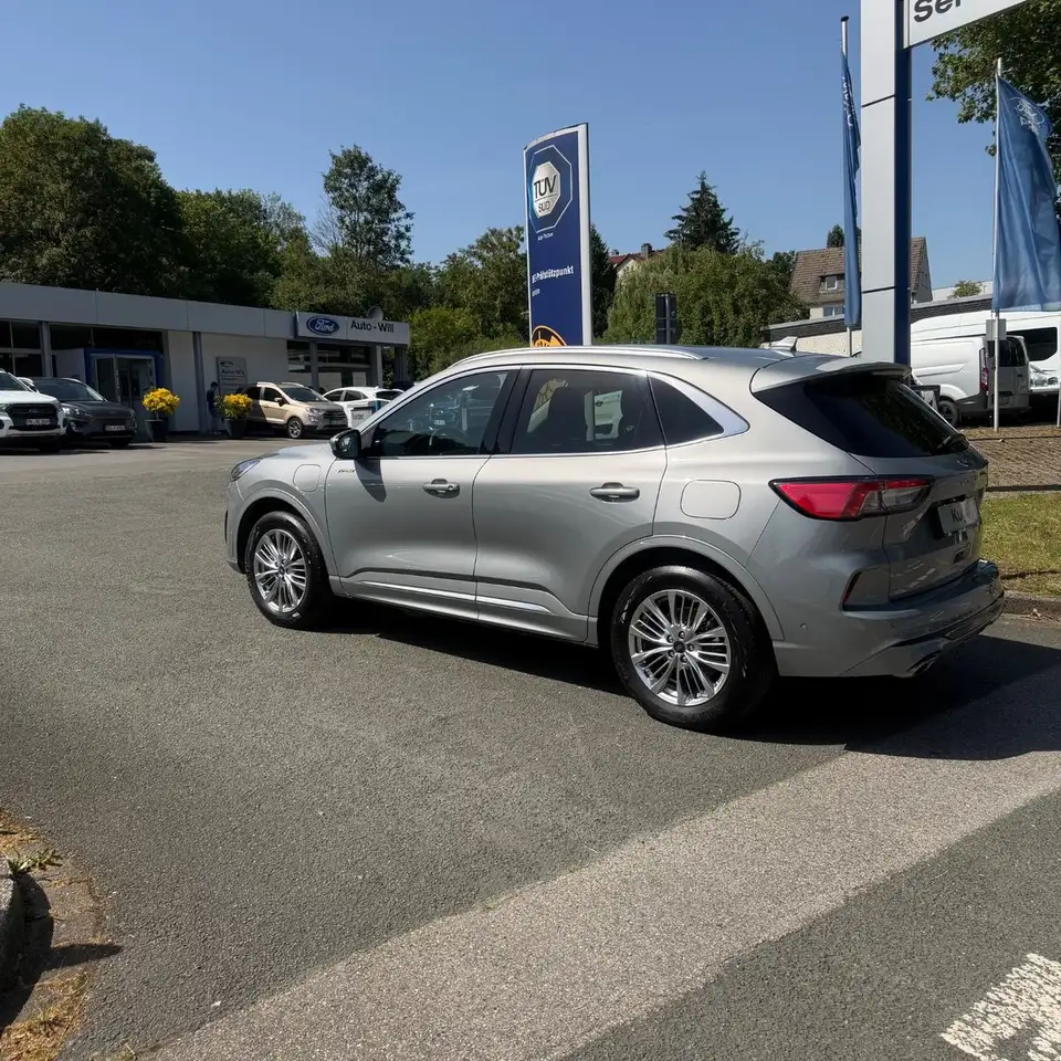 Ford Kuga Plug-In Hybrid Vignale — Galerie du véhicule 8