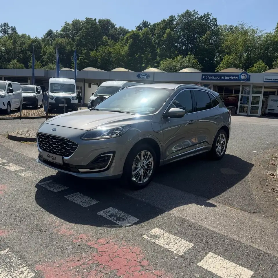 Ford Kuga Plug-In Hybrid Vignale — Galerie du véhicule 4