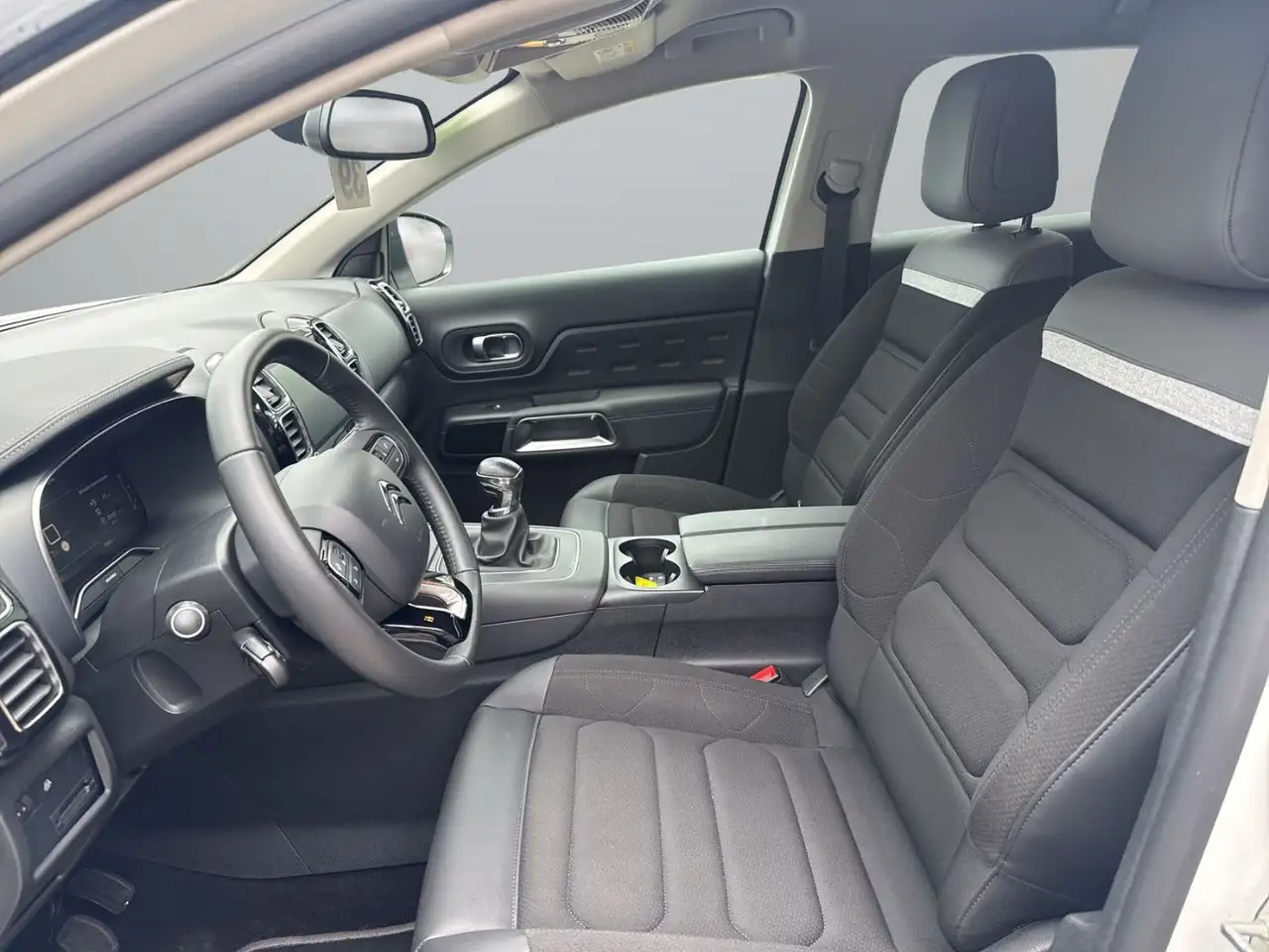 Citroen C5 Aircross 1.2 PureTech FEEL LED+2xKlima+Kam. — Galerie du véhicule 11