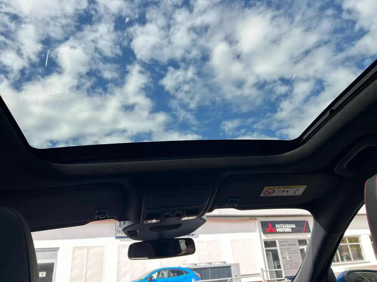 Ford Kuga ST-Line X 1,5 EcoBoost AHK PANO — Galería del vehículo 8