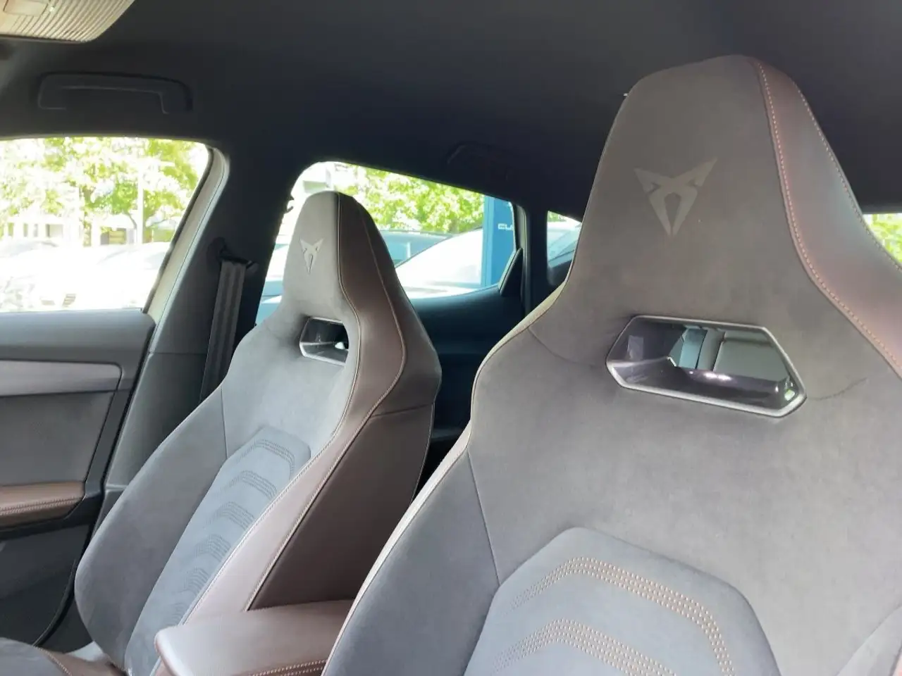 CUPRA Formentor 2.5 TSI DSG VZ5 4Drive Navi LED SHZ — معرض صور السيارة 17