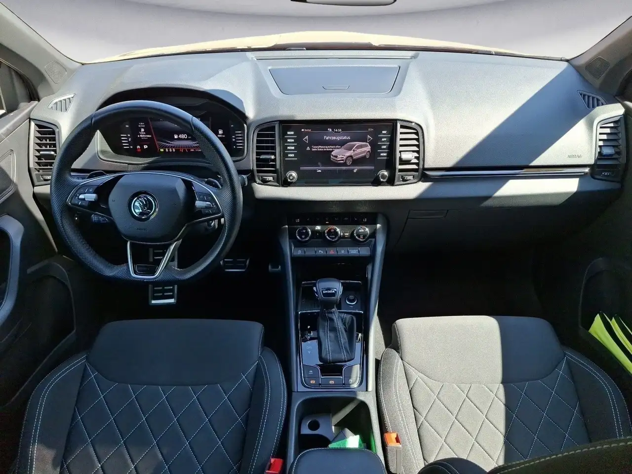 Skoda Karoq KAROQ 1.5 TSI DSG Sportline — Galería del vehículo 12