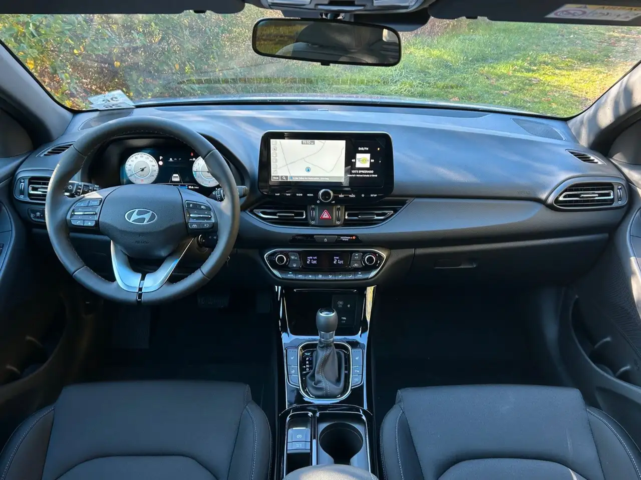Hyundai i30 1.0 T-GDI Advantage *Navi*CarPlay*RFK*LED* — Galería del vehículo 19