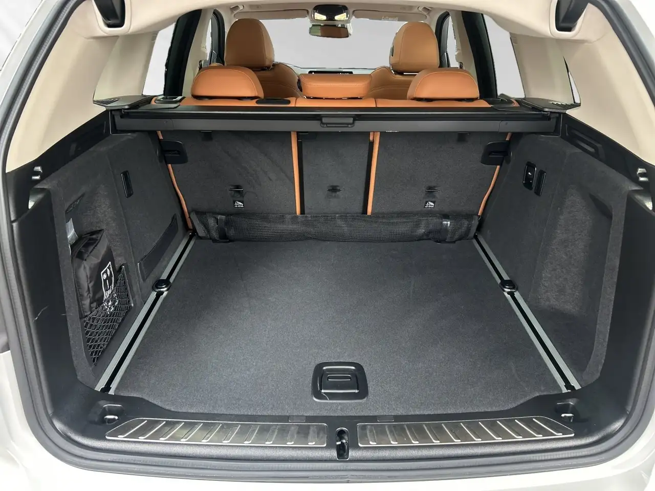 BMW X3 xDrive20i AHK|Panorama|HiFi|Sportsitz — معرض صور السيارة 15