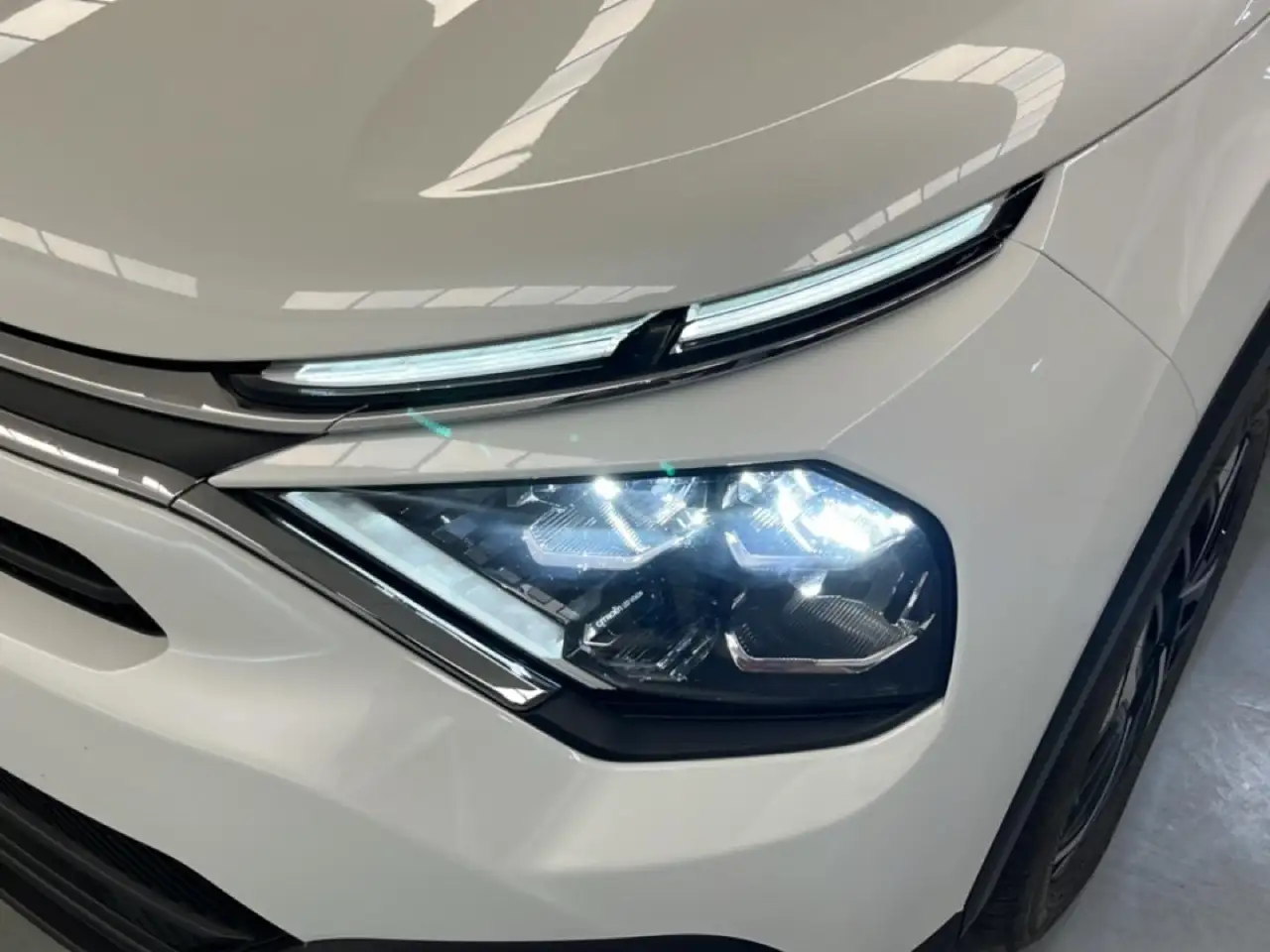 Citroen C4 1.2 PureTech Plus S&S 130 — Galería del vehículo 18