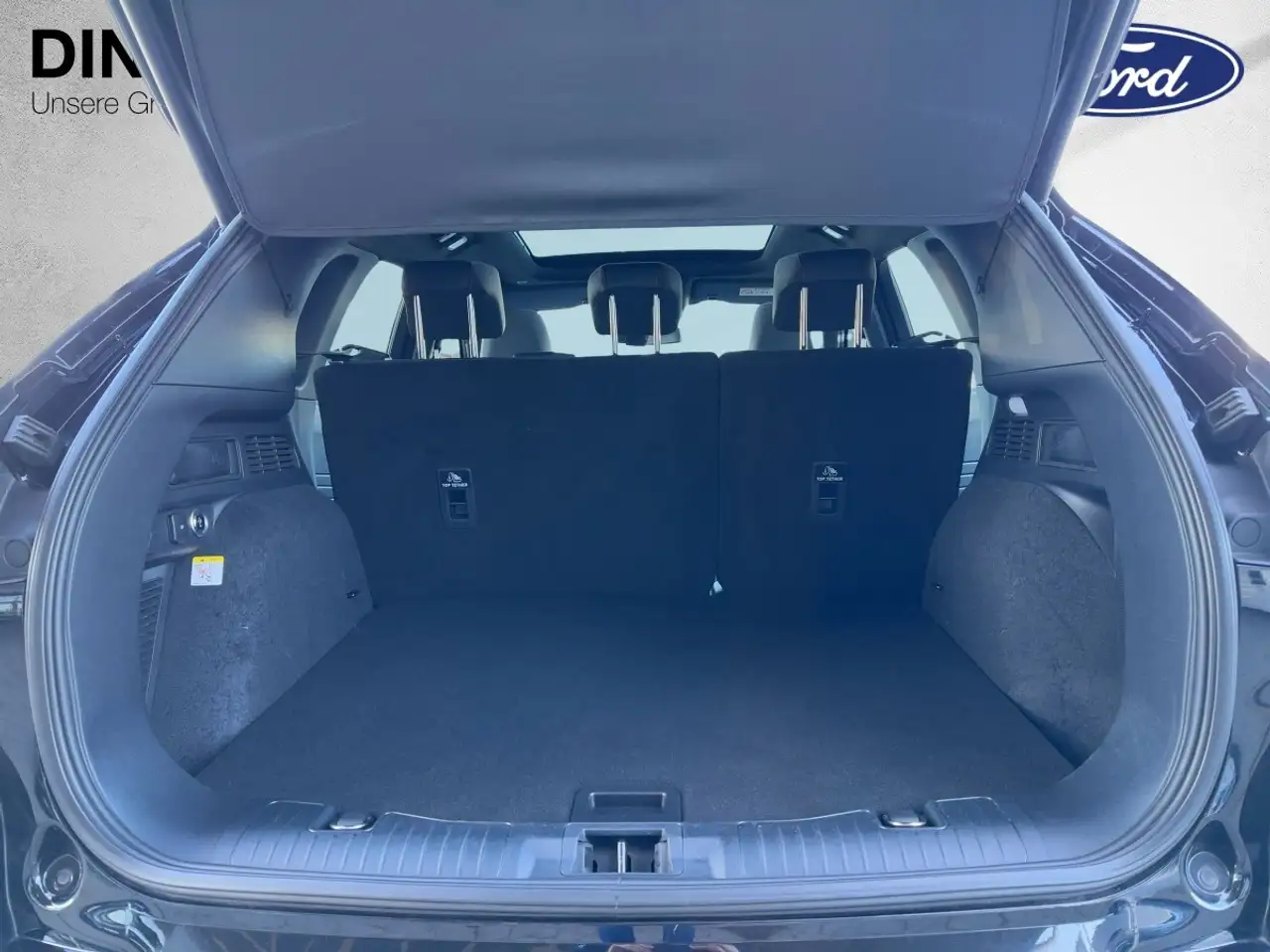 Ford Kuga ST-Line X LED+AHK+Glasdach+Kamera+SHZ — Vehicle gallery 19