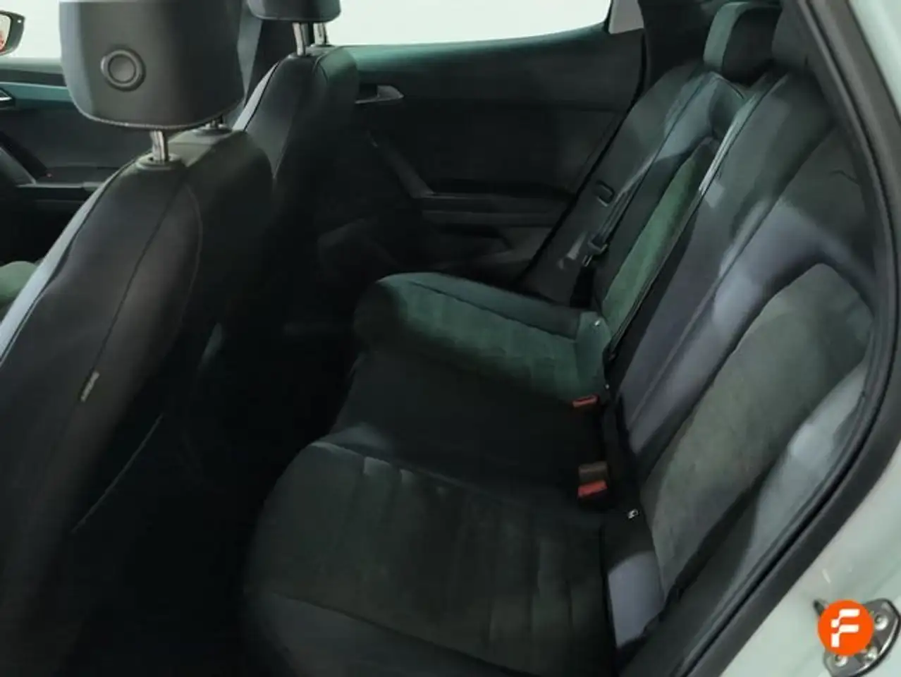 SEAT Arona 1.5 EcoTSI S&S Special Edition DSG7 150 — معرض صور السيارة 15