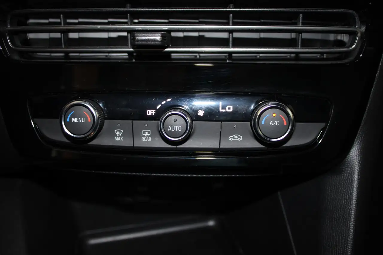 Opel Mokka Opel Mokka Ultimate ACC, Alcantara,180°Kamera, LED — Vehicle gallery 15