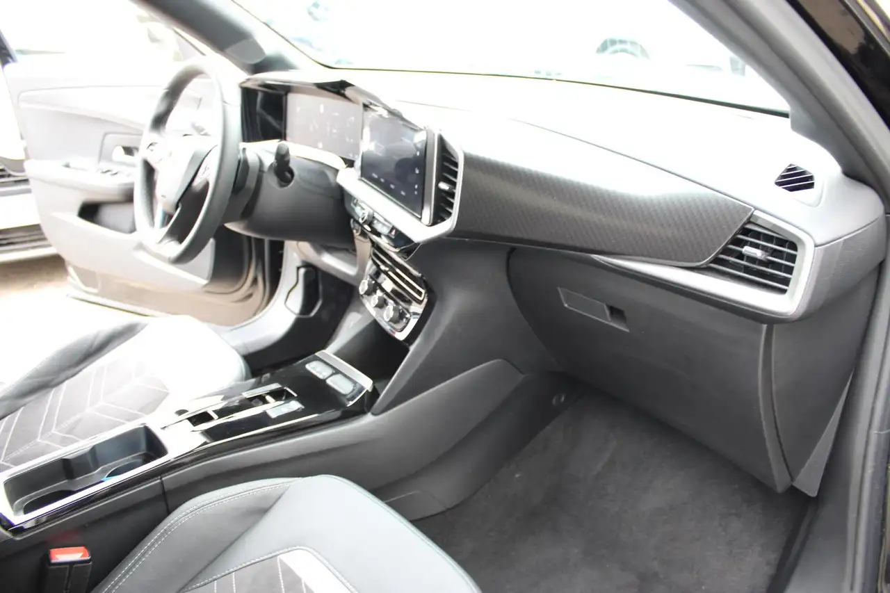 Opel Mokka Opel Mokka Ultimate ACC, Alcantara,180°Kamera, LED — Vehicle gallery 18