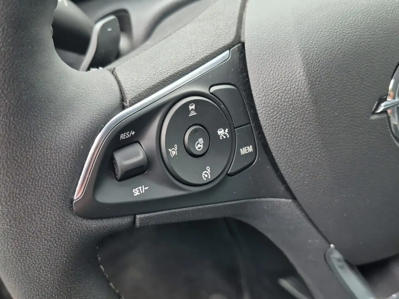Opel Mokka 1.2 Elegance Navi+Kam.+LM+BT+Klima+Kamera — Vehicle gallery 18