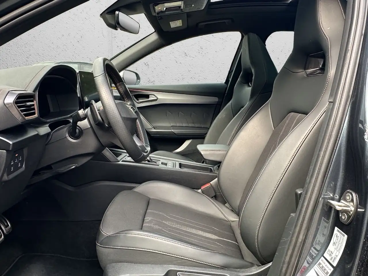 CUPRA Formentor VZ e-Hybrid*PANO*ACC*LED*SHZ*LANE* — Vehicle gallery 21