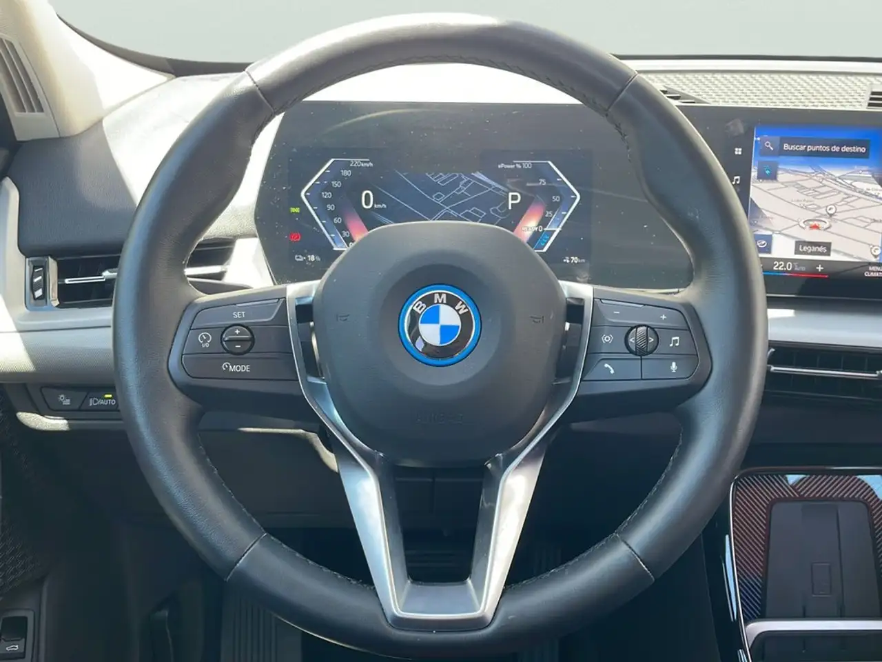 BMW iX1 xDrive30A — Galería del vehículo 14