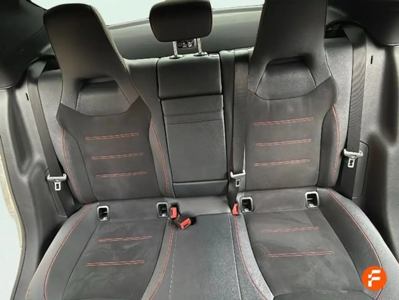 Mercedes-Benz CLA 220 220d — Vehicle gallery 25