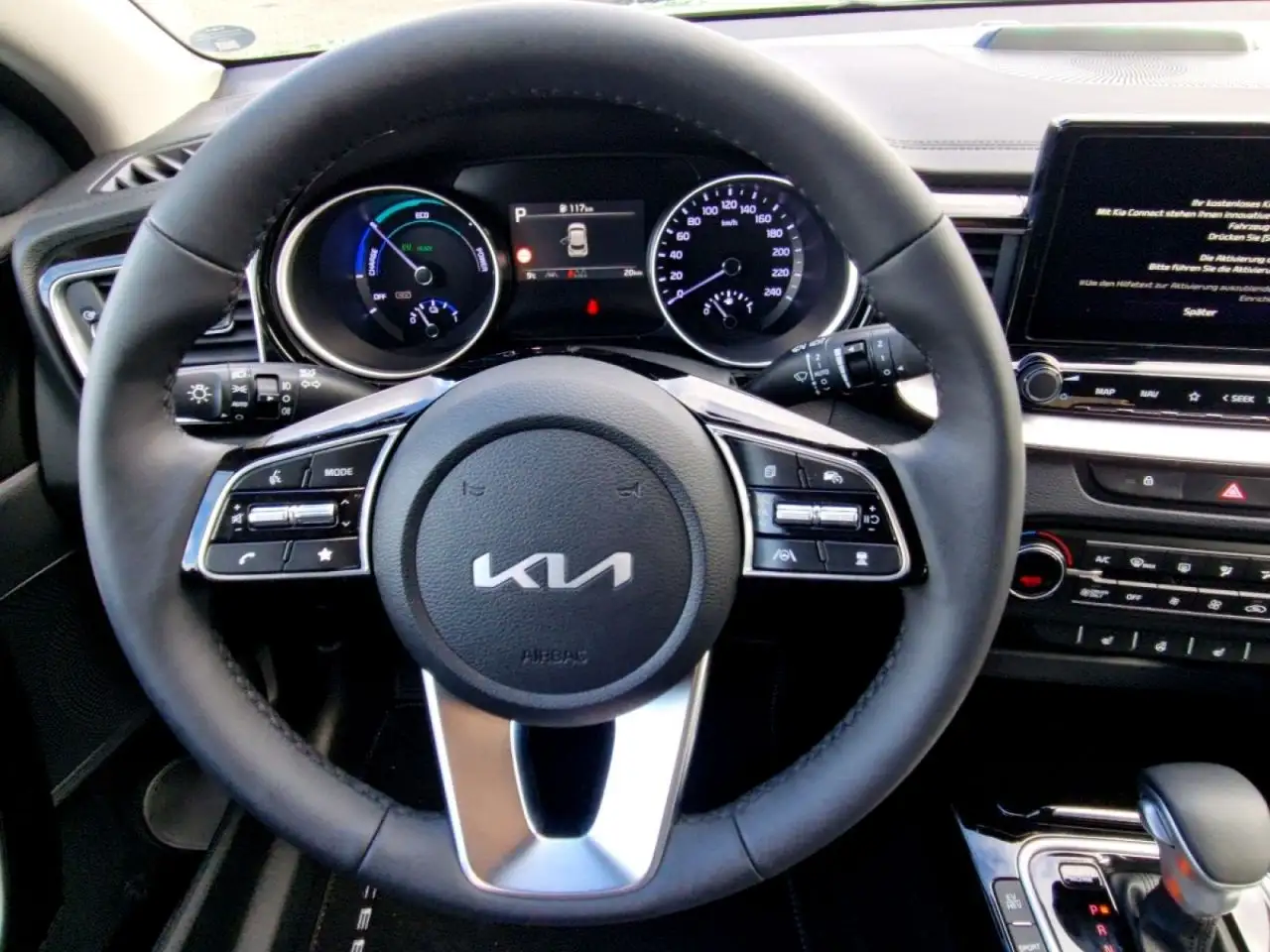 Kia XCeed 1.6 GDi PHEV Spirit — معرض صور السيارة 11