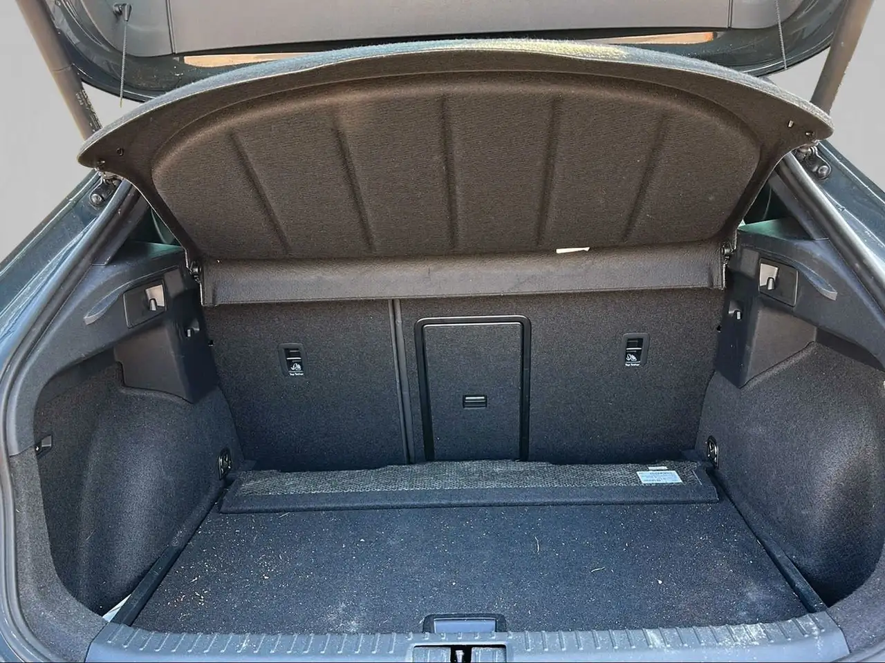 CUPRA Formentor 1.5 eTSI DSG | AHK | LED | ACC | DAB — Vehicle gallery 16