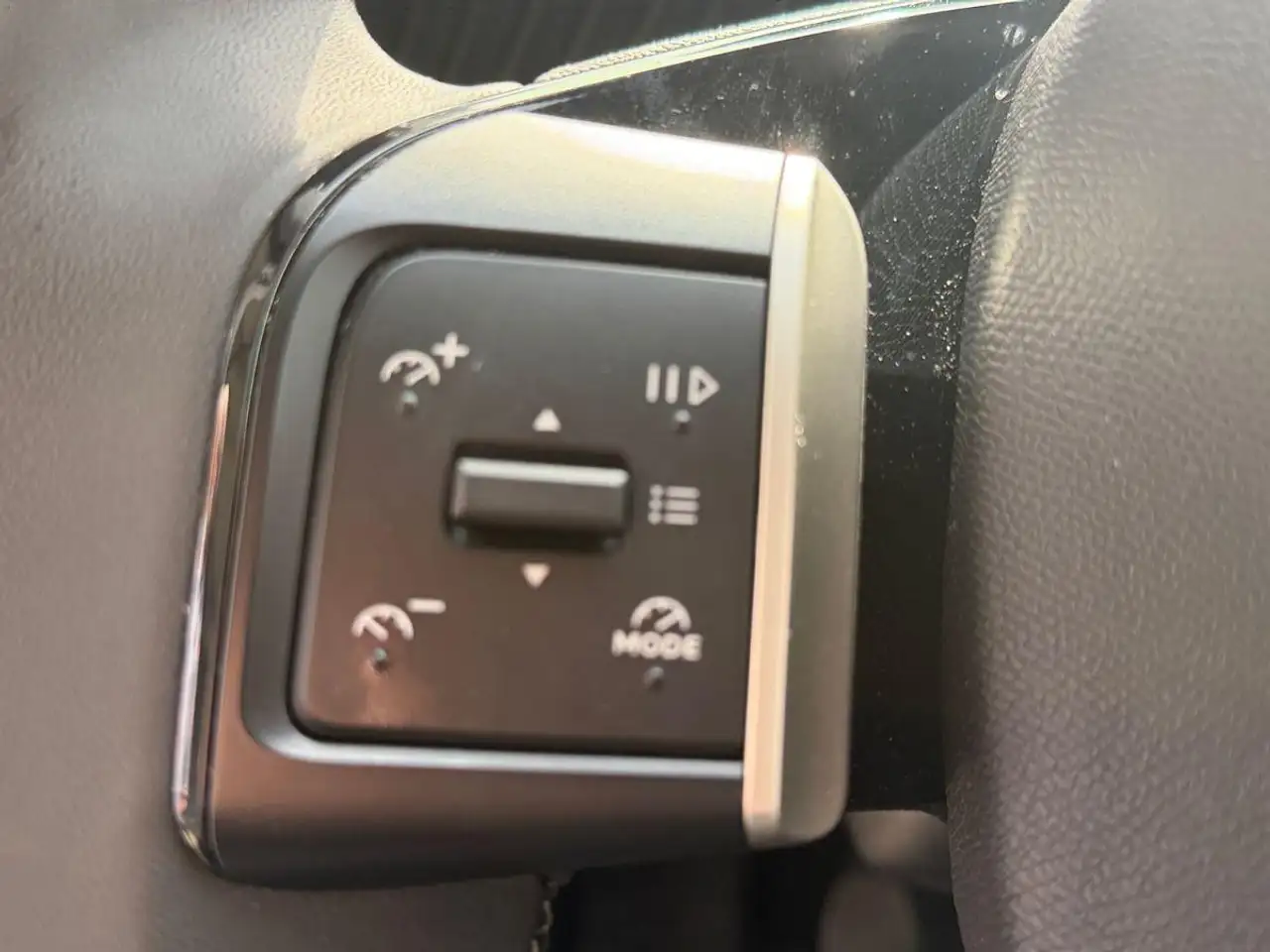 Citroen C3 MAX TURBO 100 - LED/KLIMAAUT/NAVI/KAMERA/PDC — Vehicle gallery 10