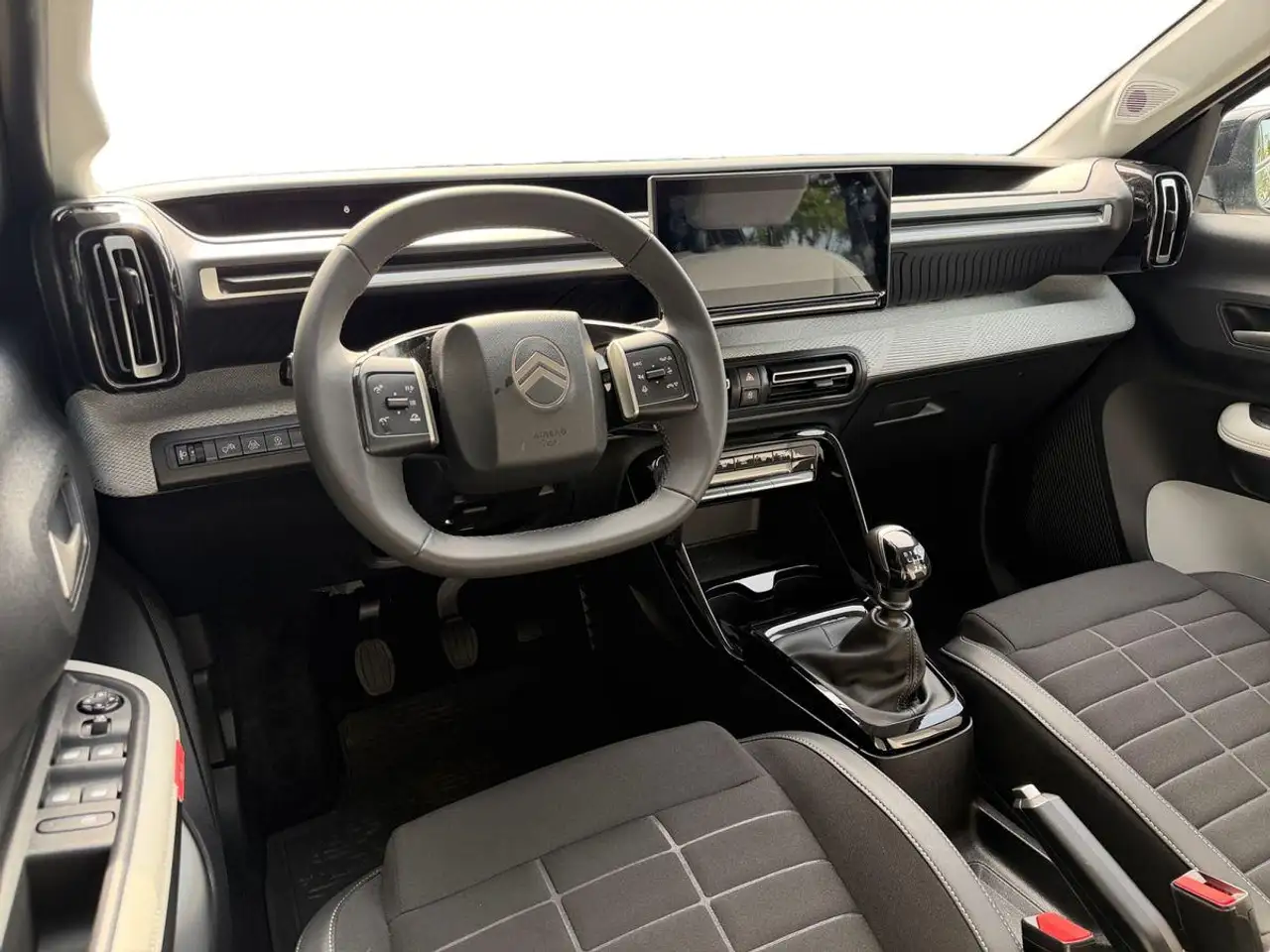 Citroen C3 MAX TURBO 100 - LED/KLIMAAUT/NAVI/KAMERA/PDC — Vehicle gallery 8