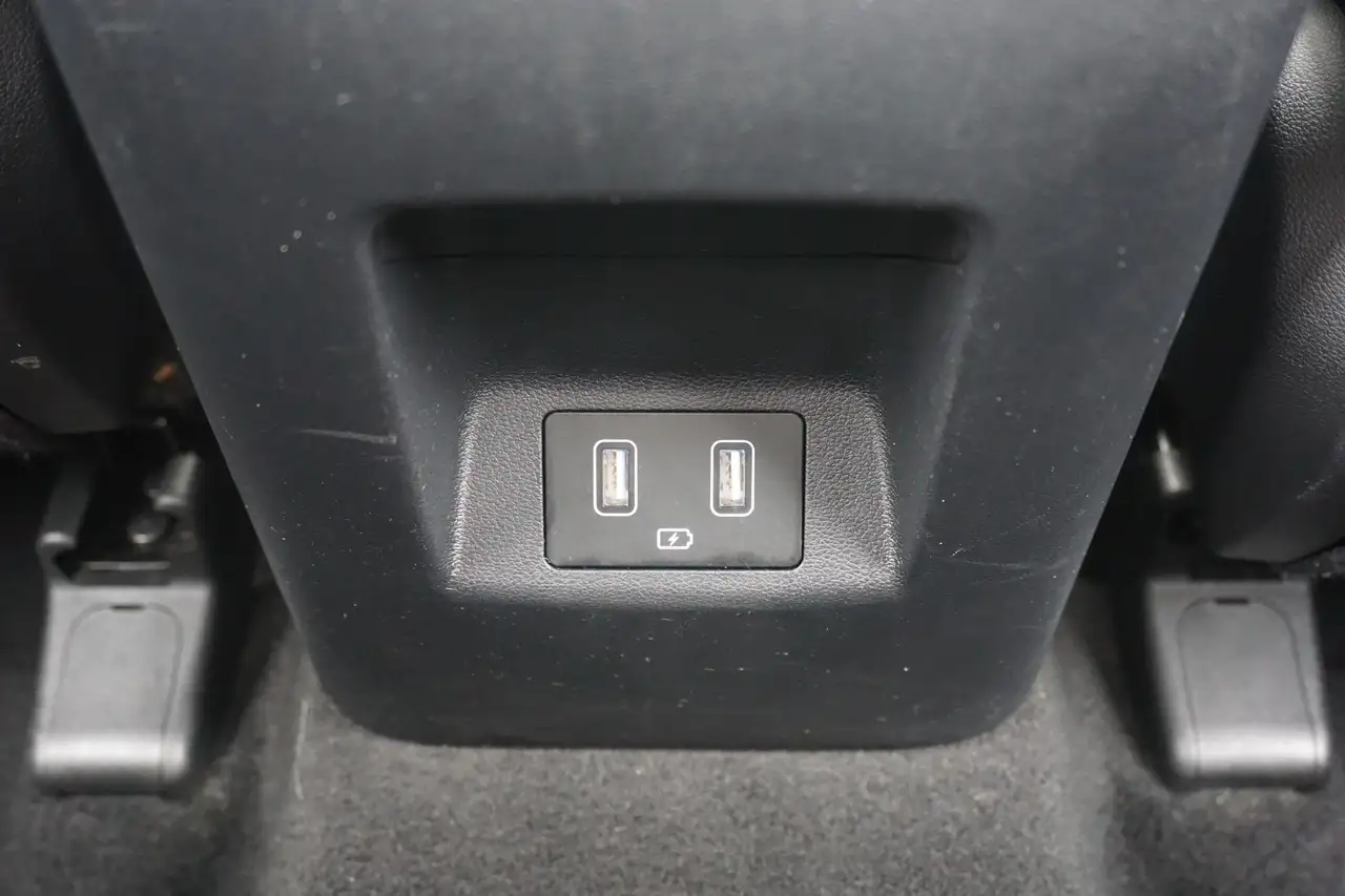 Hyundai TUCSON 1.6 Select Mild-Hybrid LED Android Apple — Galería del vehículo 24