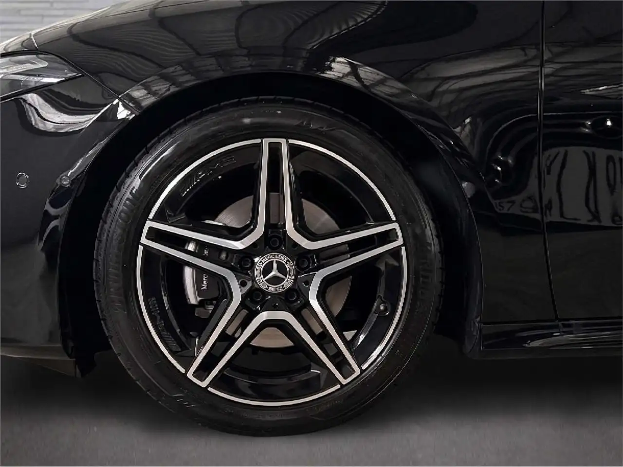 Mercedes-Benz A 180 Sedán — Galería del vehículo 9