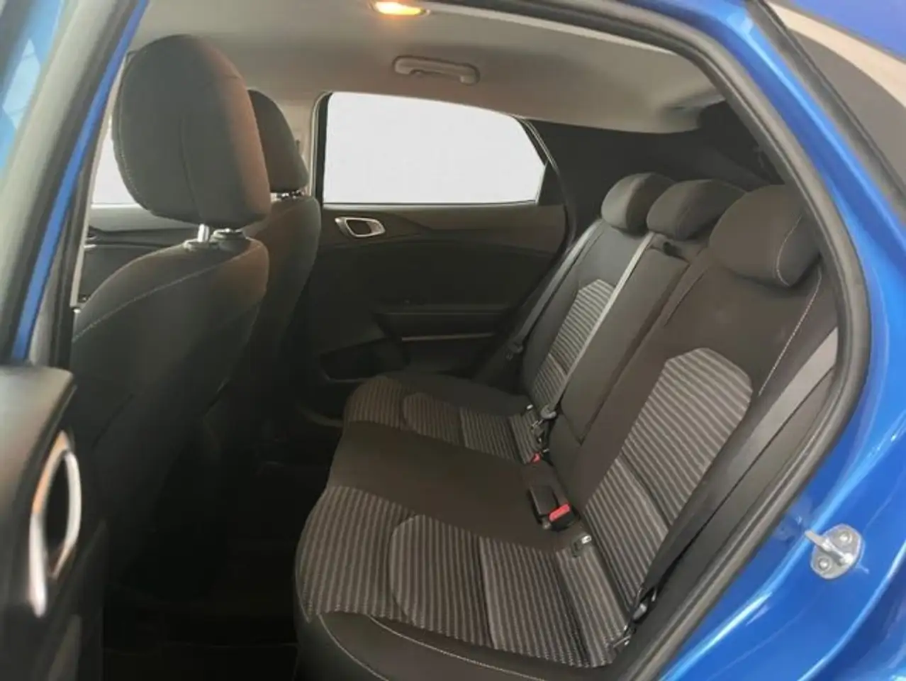 Kia XCeed 1.0 T-GDi Drive — Vehicle gallery 14