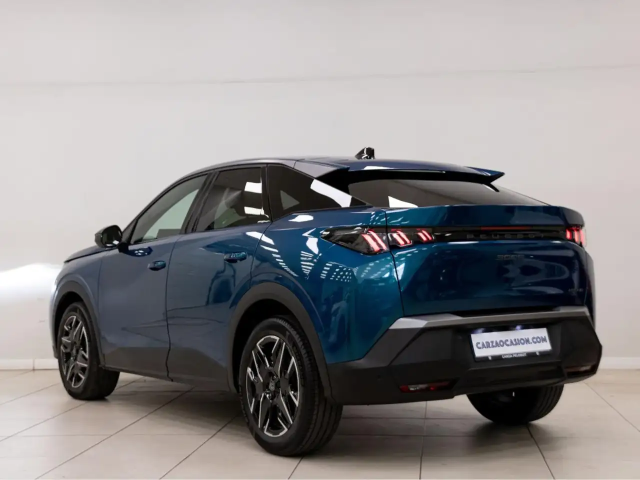 Peugeot 3008 Hybrid 1.2 100KW GT eDCS6 — معرض صور السيارة 23