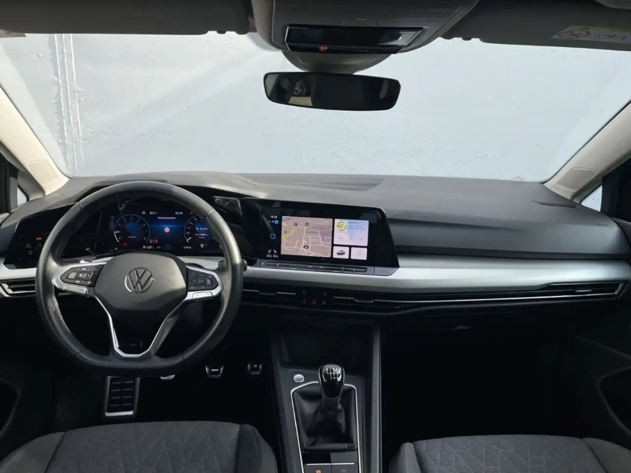 Volkswagen Golf VIII 1.5 TSI Move AHK/Kamera/LED Plus /Navi/Sitzhz — Vehicle gallery 10