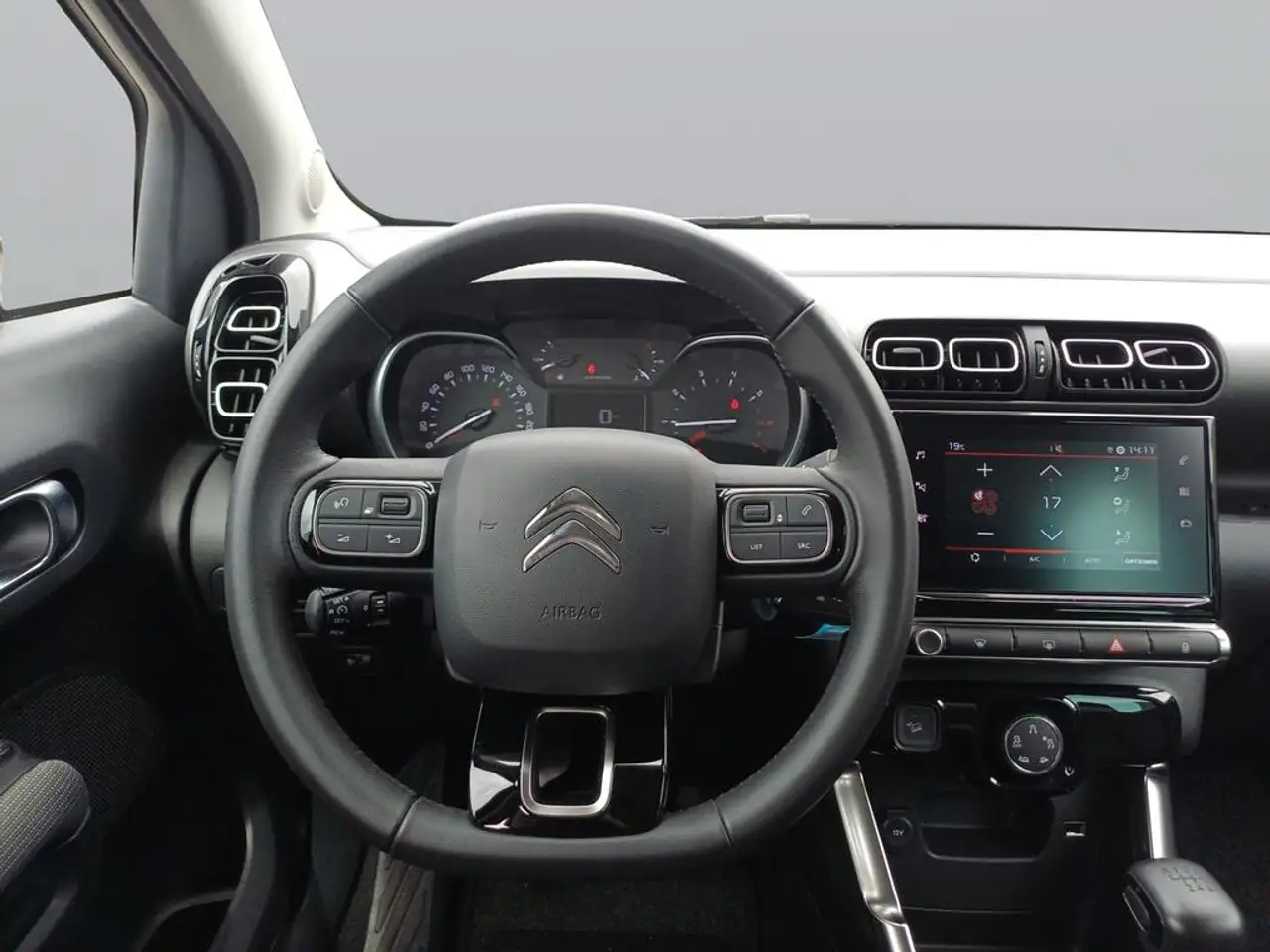 Citroen C3 Aircross PureTech 110 S&S Plus — معرض صور السيارة 13