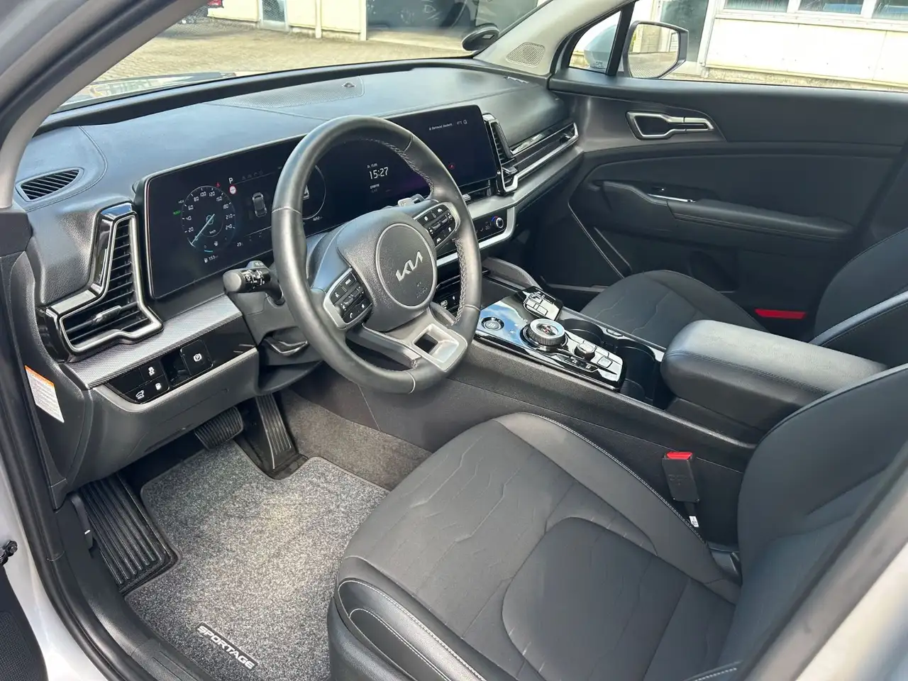 Kia Sportage Spirit Plug-in Hybrid 4WD — Galerie du véhicule 11