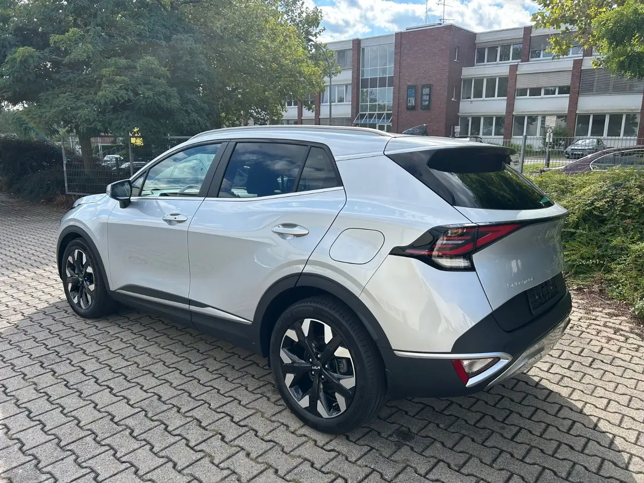Kia Sportage Spirit Plug-in Hybrid 4WD — Galerie du véhicule 3