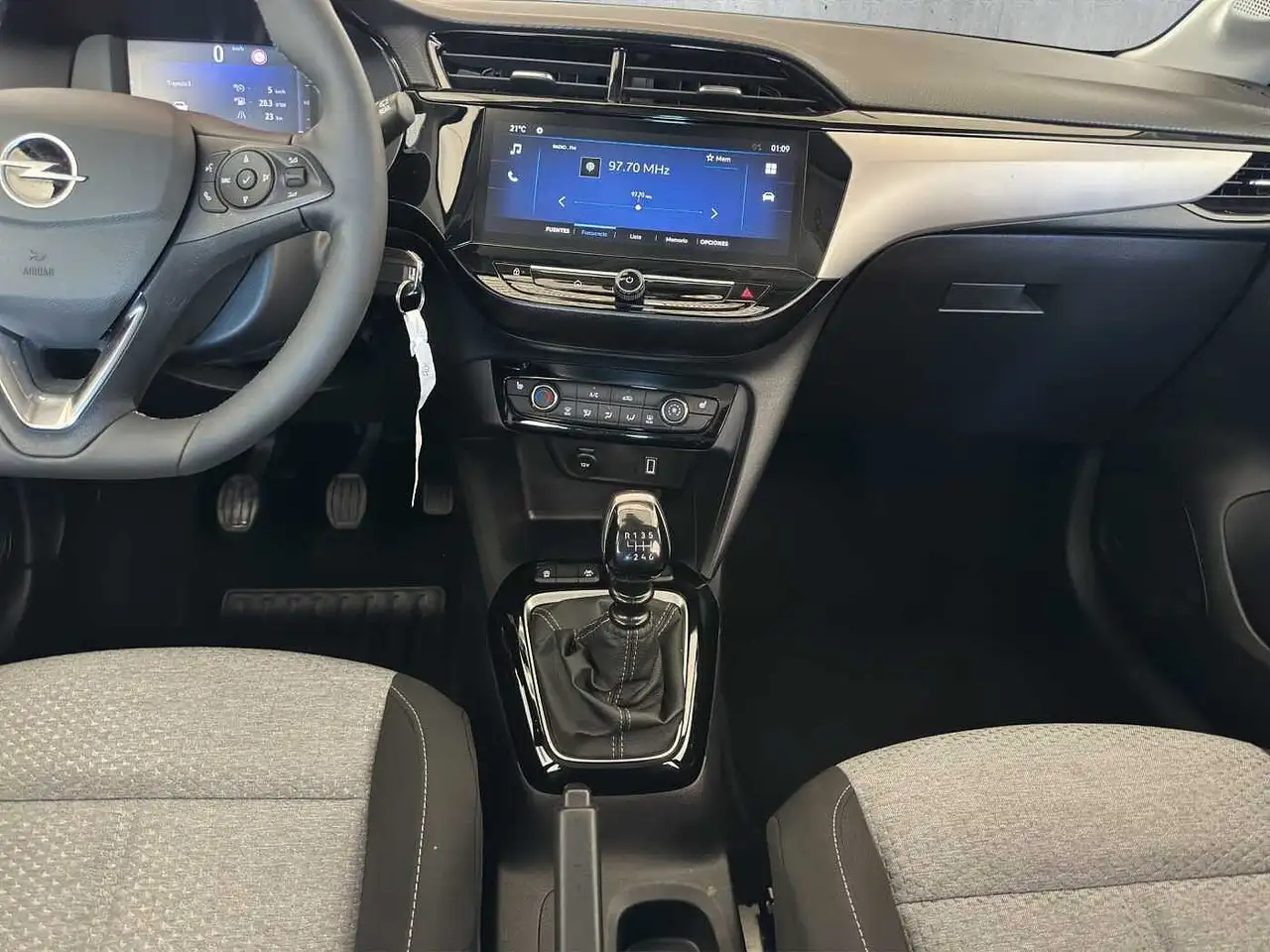 Opel Corsa 1.2 Turbo //Kamera/Sitzheizung/PDC — معرض صور السيارة 6