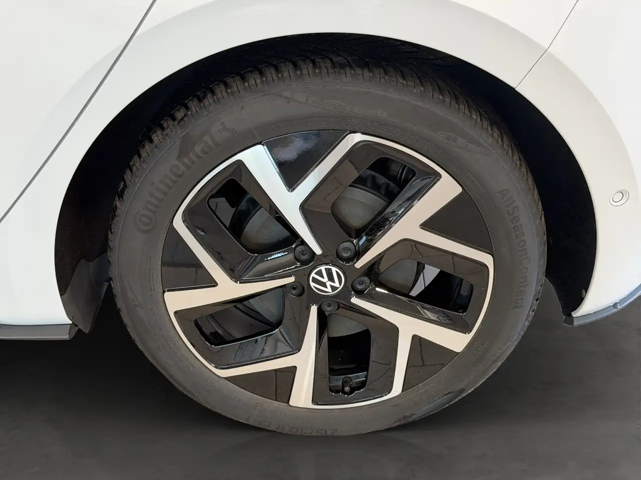 Volkswagen ID.3 Pro Move MATRIX-LED NAVI ACC KEYLESS SIDEASS PARKA — Vehicle gallery 8