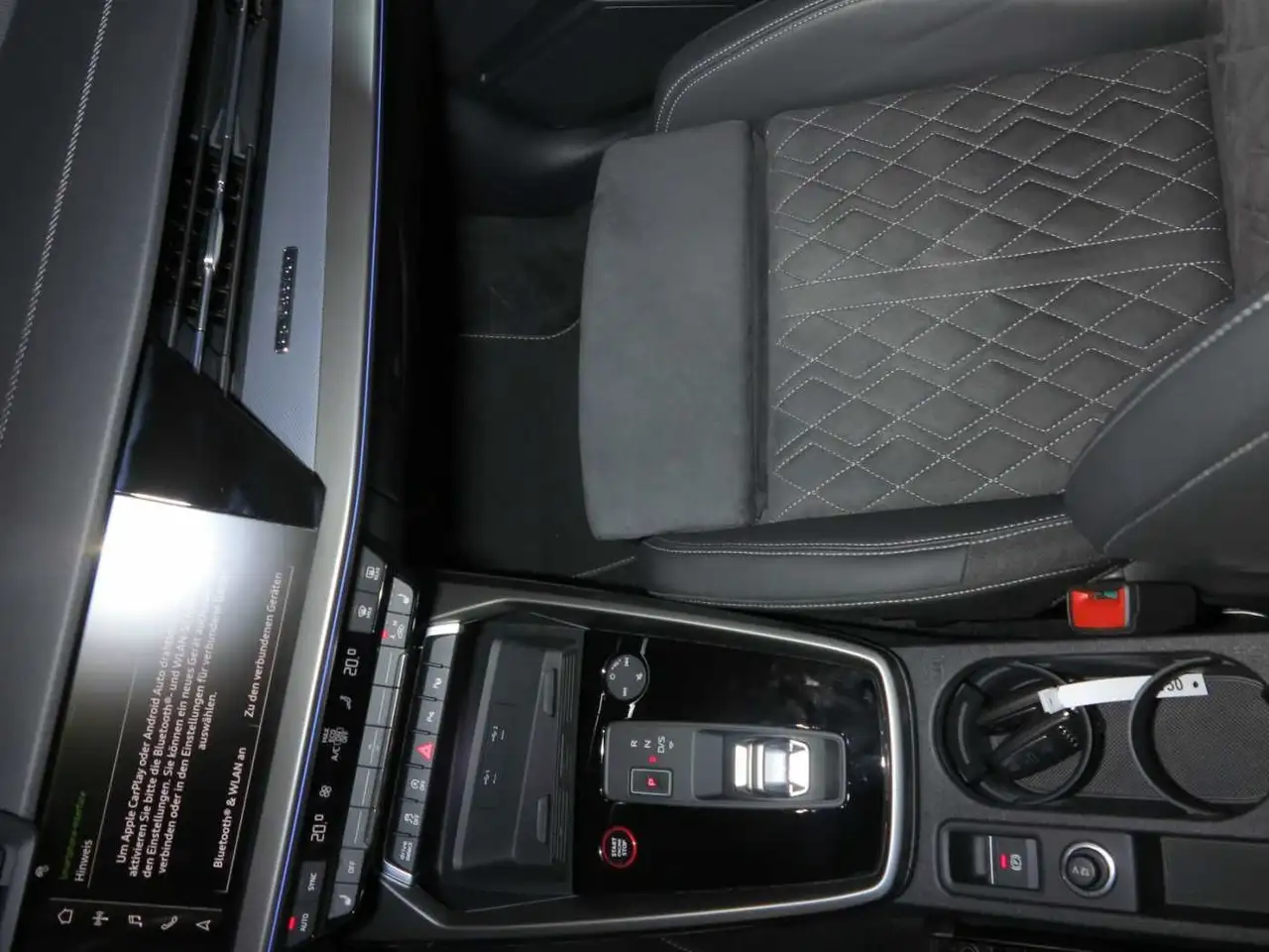 Audi S3 TFSI 2.0 Sportback quattro S tronic Navi ACC — معرض صور السيارة 19