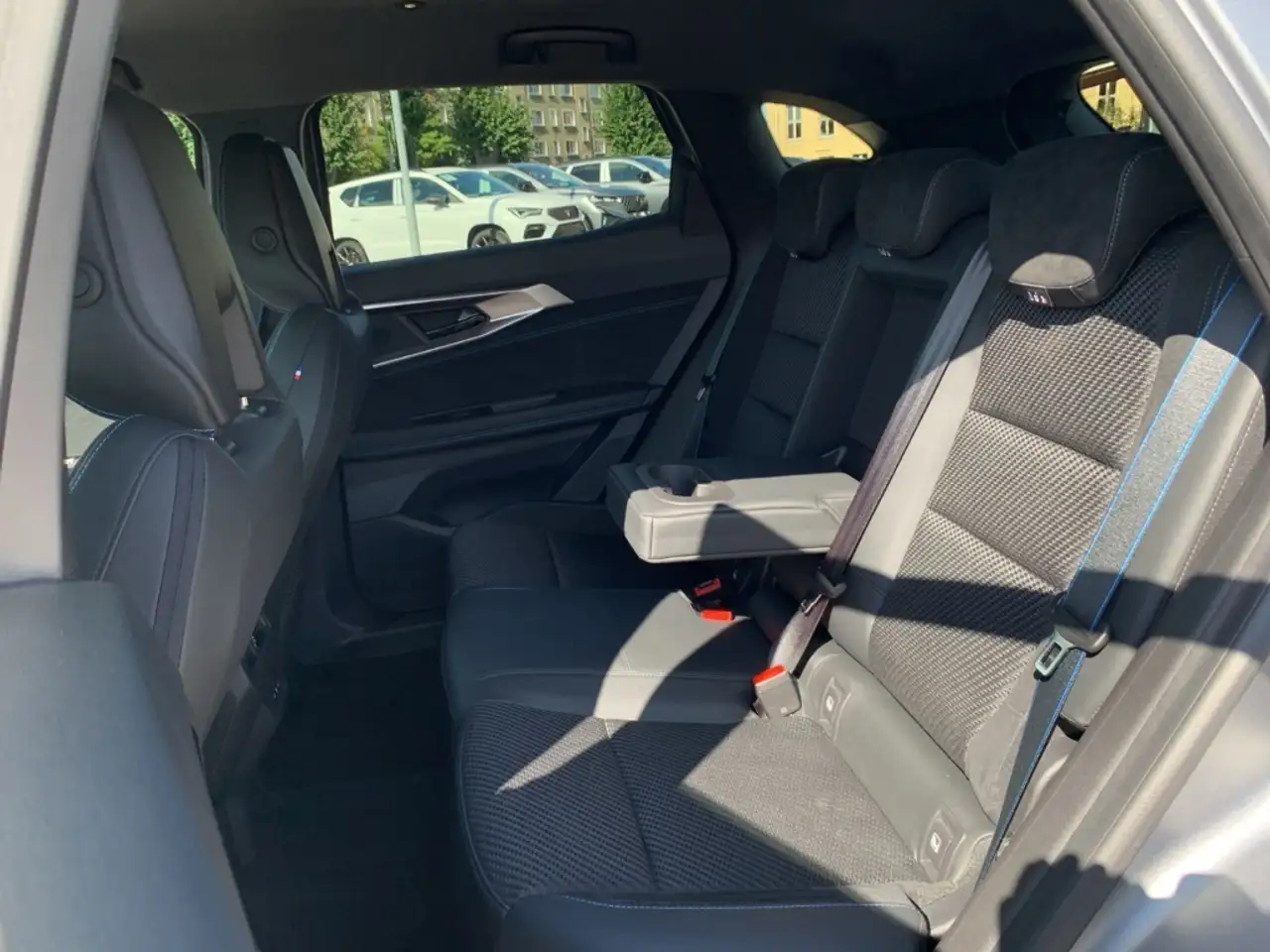 Renault Austral TECHNO ESPRIT ALPINE MILD HYBRID 160 Techno Esprit — Galerie du véhicule 11