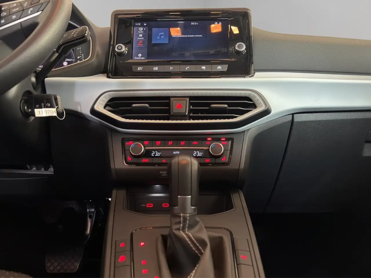 SEAT Ibiza 1.0 TSI Automatik Style Edition PDC Kamera LED ... — معرض صور السيارة 15