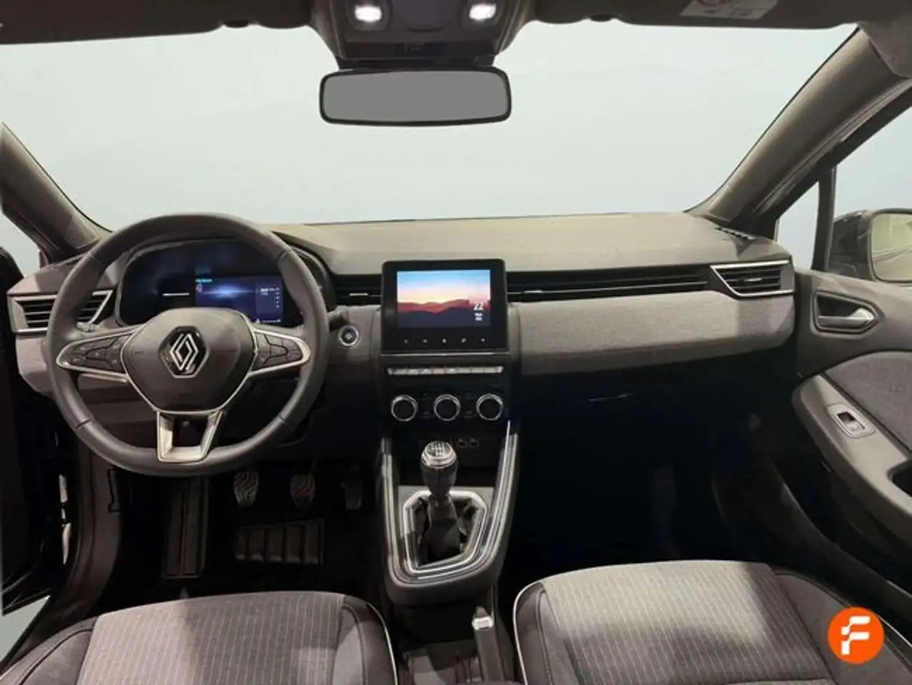 Renault Clio TCe Techno 67kW — Vehicle gallery 9